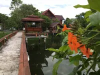 Baan Suan View Dee Homestay