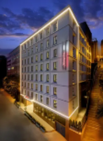 Hampton by Hilton Istanbul Sisli Hotels near Besiktas