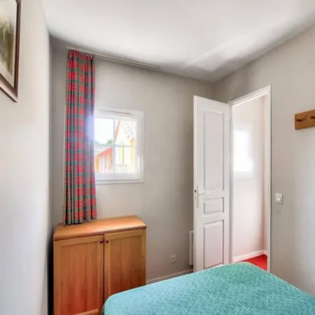 Apartment in Monflanquin by Scenic Lake