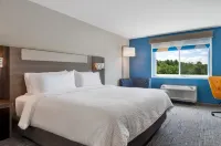Holiday Inn Express & Suites Pittsfield-Lenox-Berkshires by IHG
