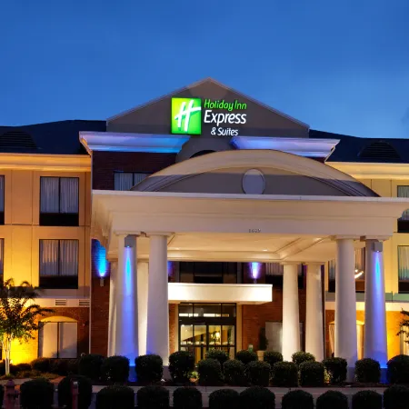 Holiday Inn Express & Suites TUPELO by IHG