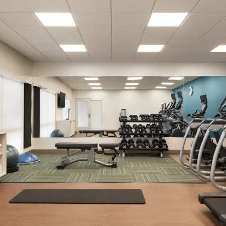 Holiday Inn Express & Suites BEAVER DAM by IHG