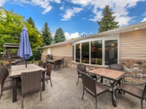 Best Western Sicamous Inn Hotels in Sicamous