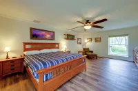 7 Mi to Bass Lake! Spacious 'Mudge Ranch Retreat' - 3-Star