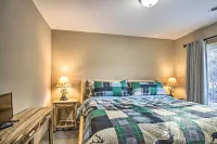 Breezy Point Cabin w/ Fire Pit - Walk to Lake - Wifi