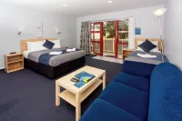 Carters Beach Top 10 Holiday Park Hotel a 