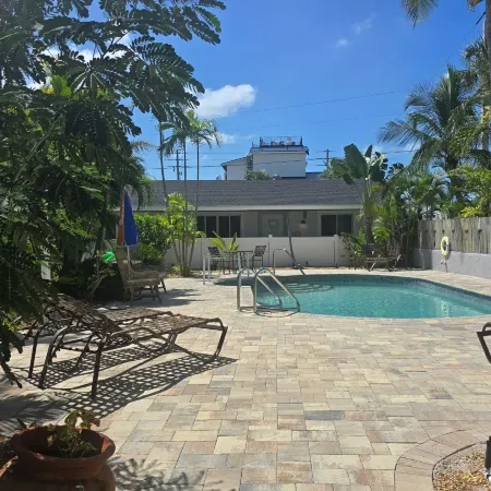 An Island Getaway at Palm Tree Villas