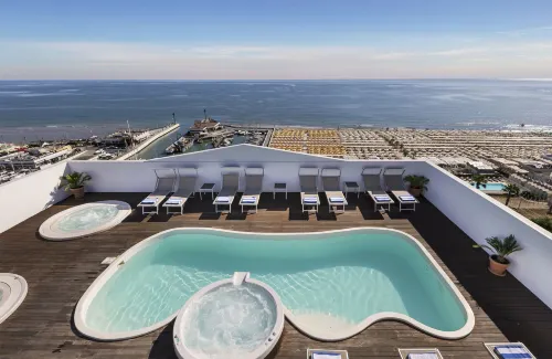 Hotel Nautico Riccione - sul mare