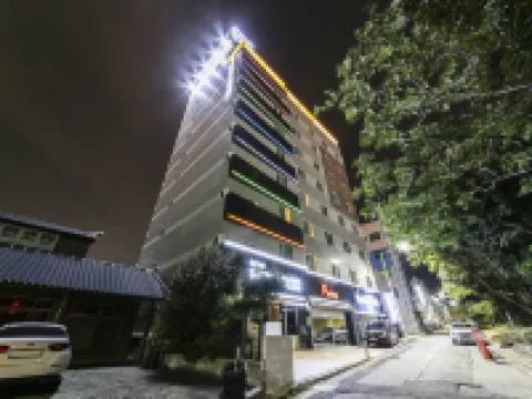 Gwangyang Hotel Ritz 光陽市のホテル