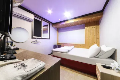 Pyeongri August Hotels in Seo-gu