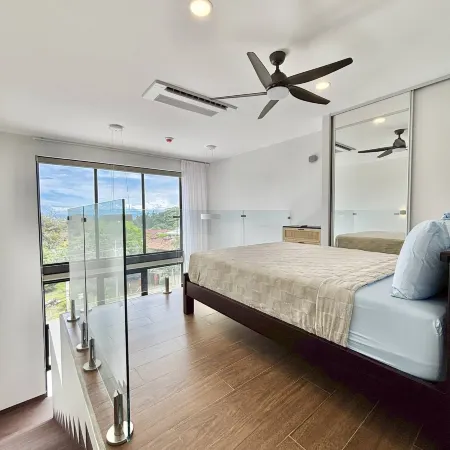 Brand New Loft Few Steps From The Beach
