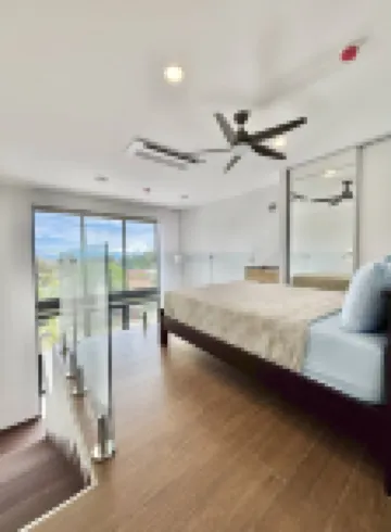 Brand New Loft Few Steps From The Beach
