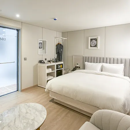 Yeonsan Hound Hotel