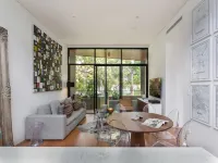 Stylish 2-Bed Apartment with BBQ Patio Near Beach - Beach