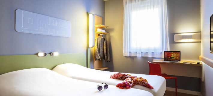 ibis budget Sens Hotele w: Yonne
