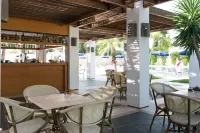 โรงแรมปิสโซมุนโน วิเอสเตพาเลซ - ที่มีบาร์