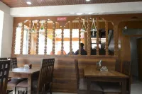 Hotel Vishnu Sthal Inn - breakfast