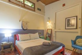 Casa del Arbol Hostel