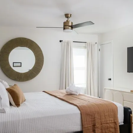 Haley's Court Boutique Motel