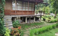 Bua Guest House Tangkahan Hotels in Langkat Regency