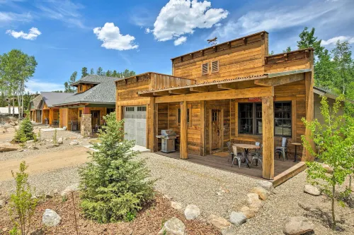 2 Blocks to Grand Lake Downtown Western Cabin! - parking