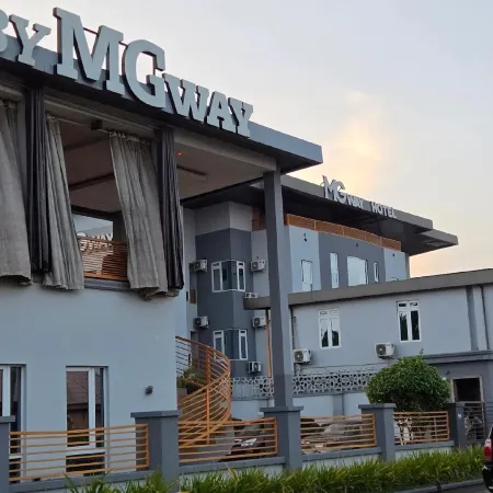 Mg Way Hotel