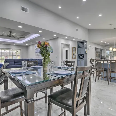 Patio and Grill Spacious Gem Near Gulf Coast!