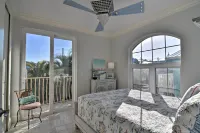 Bradenton Townhome - Walk to Locals-Only Beach! - Balkoner