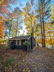 Lakefront Cabin - Hot Tub, Kayaks, Canoe, Pedal Boat, Fishing Dock- Pet Friendly - Hytter