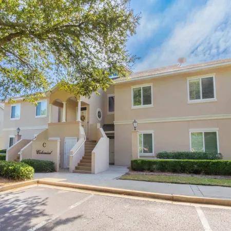Luxury 3 Bed 3 Bath Resort Beaches Pool Golf