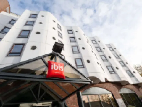 Ibis Portsmouth Centre Hotels in 