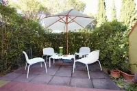 Santa Margherita di Pula: terraced house with garden 200 meters from the sea