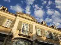 โรงแรมและสปาเลอแกรนด์โมนาร์ค, คอลเลคชันพรีเมียร์เบสต์เวสเทิร์น โรงแรมในชาทร์