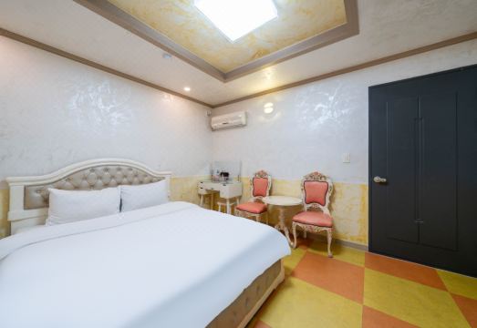 객실 내부 이미지 1