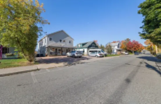 Central Lake Placid Hideaway