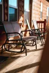 Cedar Wrapped Cozy Villa Cabin - 4 Miles From Trails