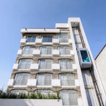 Miranthia Hotel Business and Family