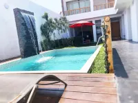 Paracas Guest House - ที่มีสระว่ายน้ำ