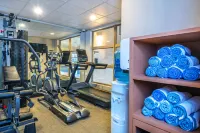 Quality Inn & Suites - Gym