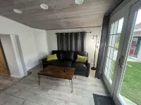 Waterfront Suite, Dogs Are Cool! No Pet Fee!