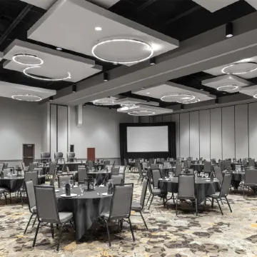 DoubleTree by Hilton Hotel Springfield