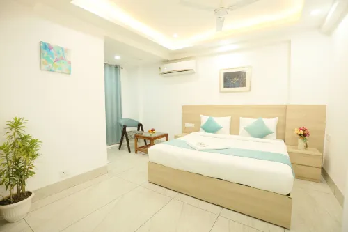Corporate Stays-Golf Course Road - 2 Sao