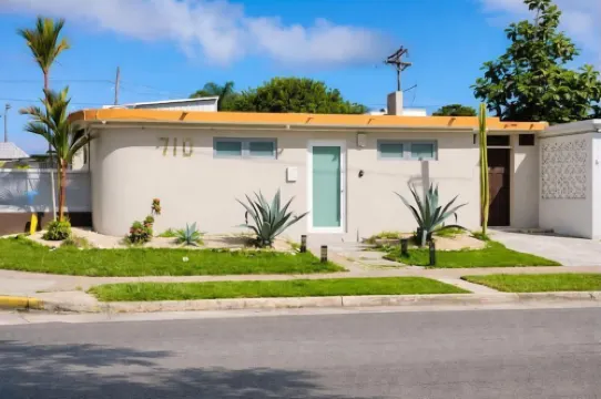 Segovia Studio Units