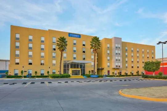 City Express by Marriott Ciudad de México Plaza Central