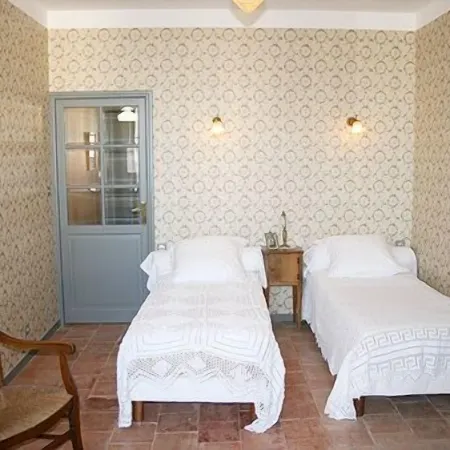 Logis Hotel - Restaurant la Marbrerie