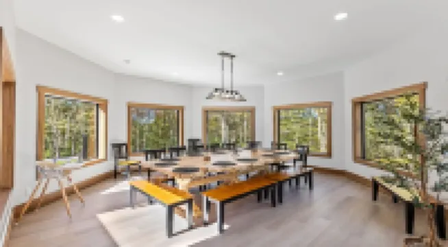 Lazaj Luxury Lodge With Saltwater Heated Pool