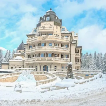 Festa Winter Palace Hotel