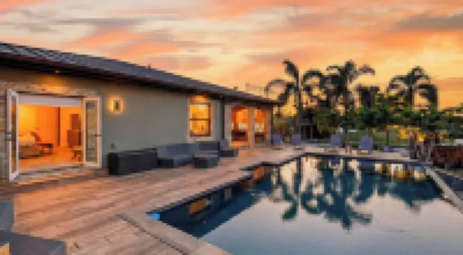 Riverside Veranda by AvantStay | Waterfront Stay + Infinity Pool + Private Dock + Easy Beach Access