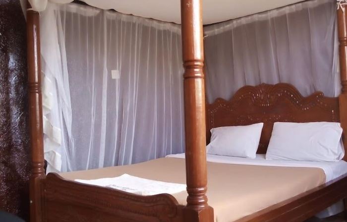 Oasis Guest House Voi