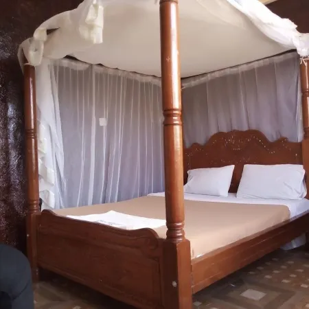 Oasis Guest House Voi